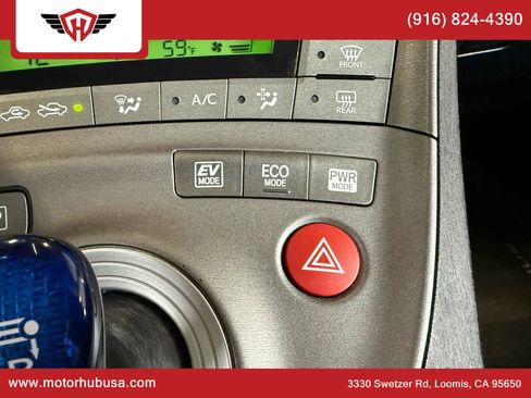 Used 2013 Toyota Prius Two image 30