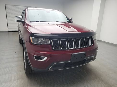 Used 2017 Jeep Grand Cherokee Limited AWD/4WD image 14