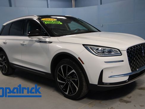 Used 2024 Lincoln Corsair Reserve w/ Equipment Group 201A AWD/4WD image 1