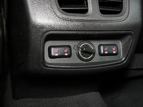 Used 2010 Ford Taurus Limited image 20