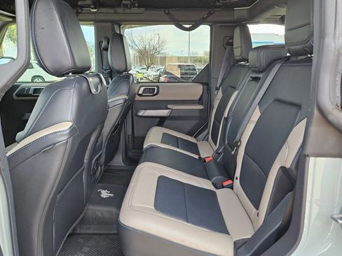 Used 2022 Ford Bronco Wildtrak image 18