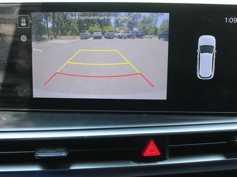 Certified 2024 Kia Sorento S w/ Panoramic Sunroof Package FWD image 51