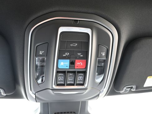 New 2026 Jeep Cherokee Limited AWD/4WD image 17