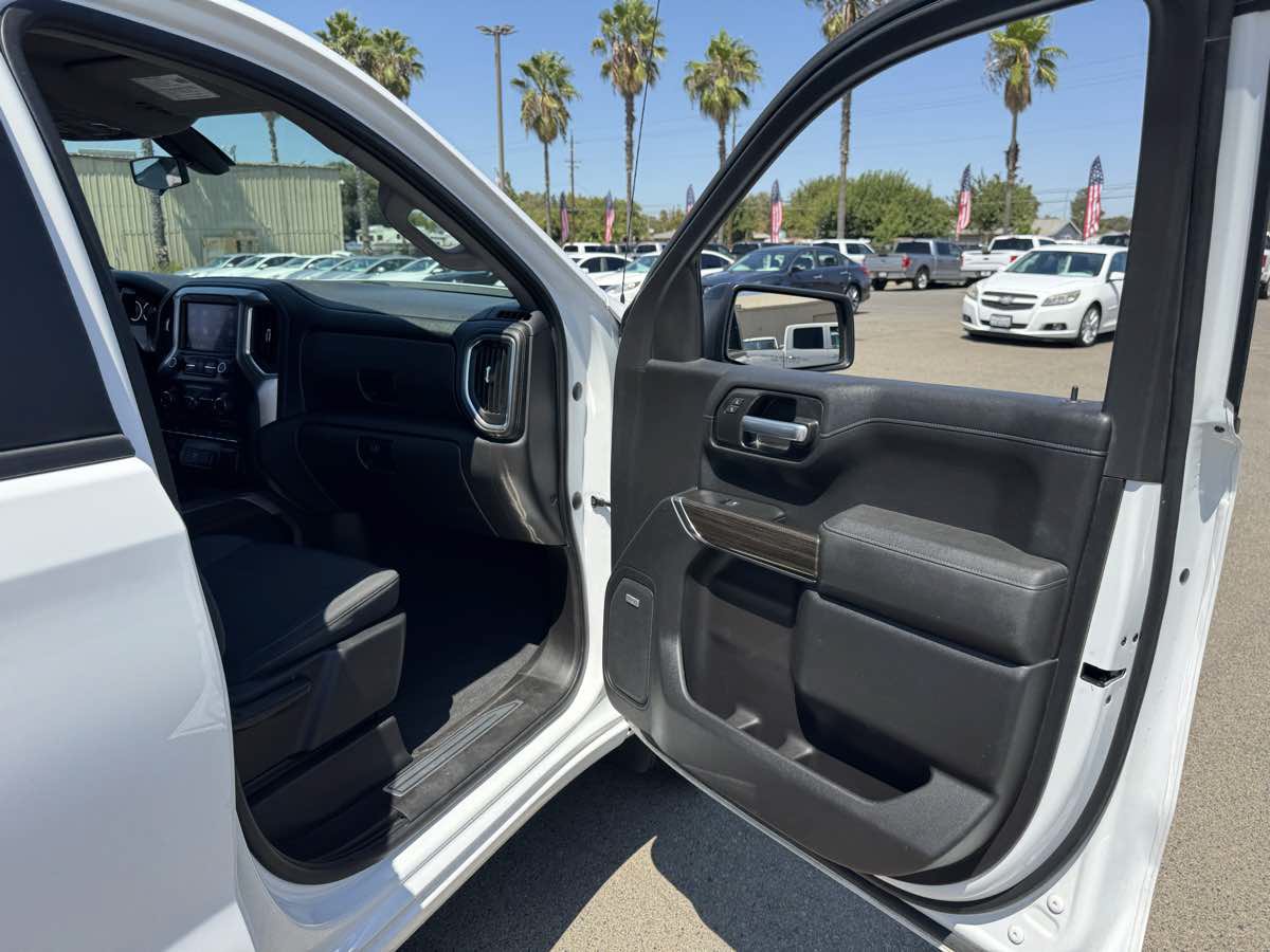 Used 2021 Chevrolet Silverado 1500 RST AWD/4WD image 16