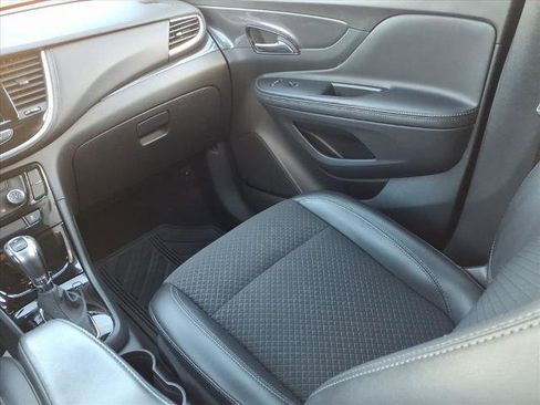 Used 2022 Buick Encore Preferred w/ Safety Package image 15