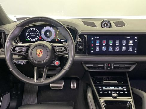 Certified 2024 Porsche Cayenne Turbo GT AWD/4WD image 26