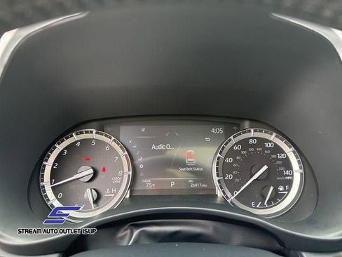 Used 2022 Toyota Highlander XLE image 36