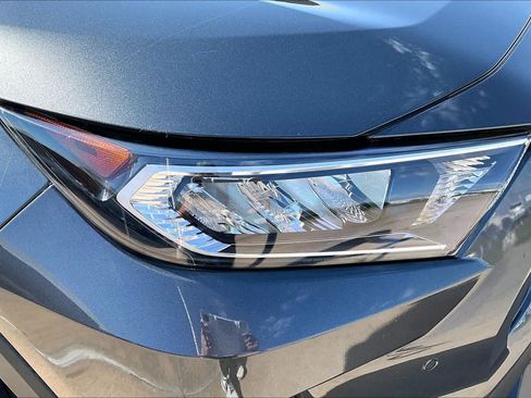 Used 2019 Toyota RAV4 Limited FWD image 27