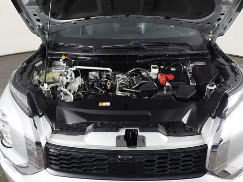 Used 2023 Mitsubishi Outlander SE image 22