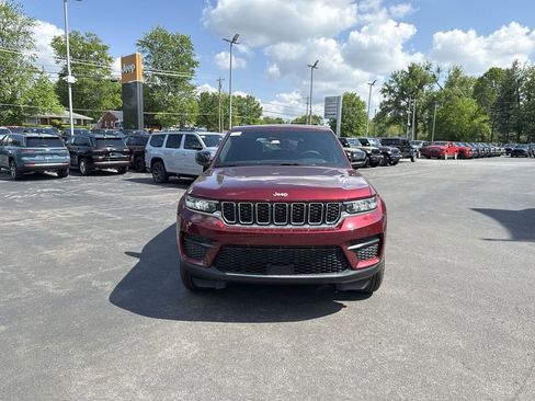 New 2026 Jeep Grand Cherokee Laredo X AWD/4WD image 16