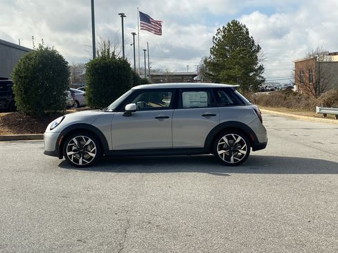 New 2026 MINI Cooper S image 13