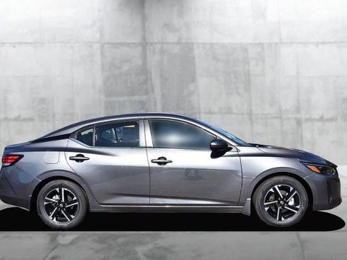New 2025 Nissan Sentra SV image 5