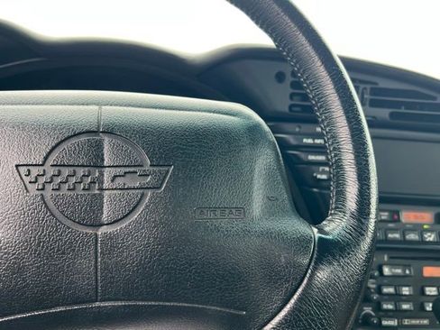 Used 1995 Chevrolet Corvette Convertible image 16