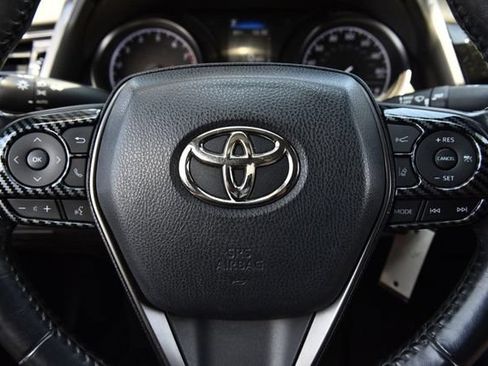 Used 2021 Toyota Camry SE FWD image 15