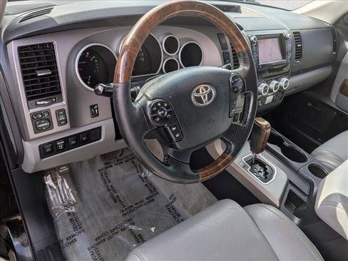 Used 2010 Toyota Sequoia Platinum image 10