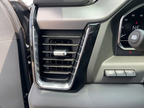 New 2025 GMC Sierra 2500 Denali w/ Denali Reserve Package image 28