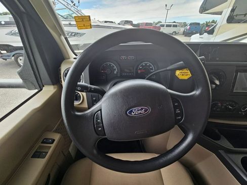 Used 2018 Ford E-450 and Econoline 450 Super Duty w/ Motorhome Prep Package image 14