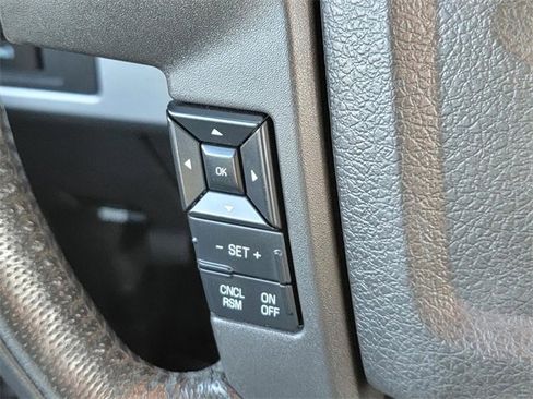 Used 2012 Ford F150 Raptor w/ Raptor Luxury Pkg image 17