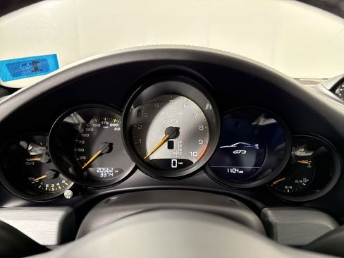 Certified 2019 Porsche 911 GT3 RWD image 35