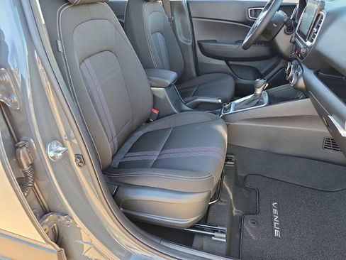 New 2026 Hyundai Venue SEL image 22