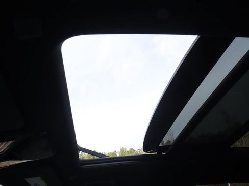 New 2026 BMW X5 xDrive40i w/ Climate Comfort Package image 24