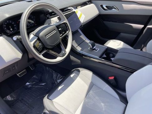 New 2025 Land Rover Range Rover Velar Dynamic SE AWD/4WD image 19