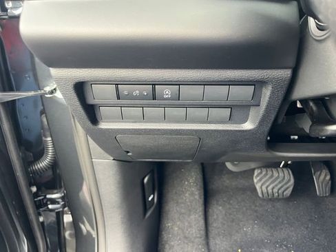 New 2026 Mitsubishi Outlander LE FWD image 16