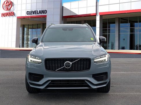 Used 2021 Volvo XC90 T8 R-Design AWD/4WD image 3