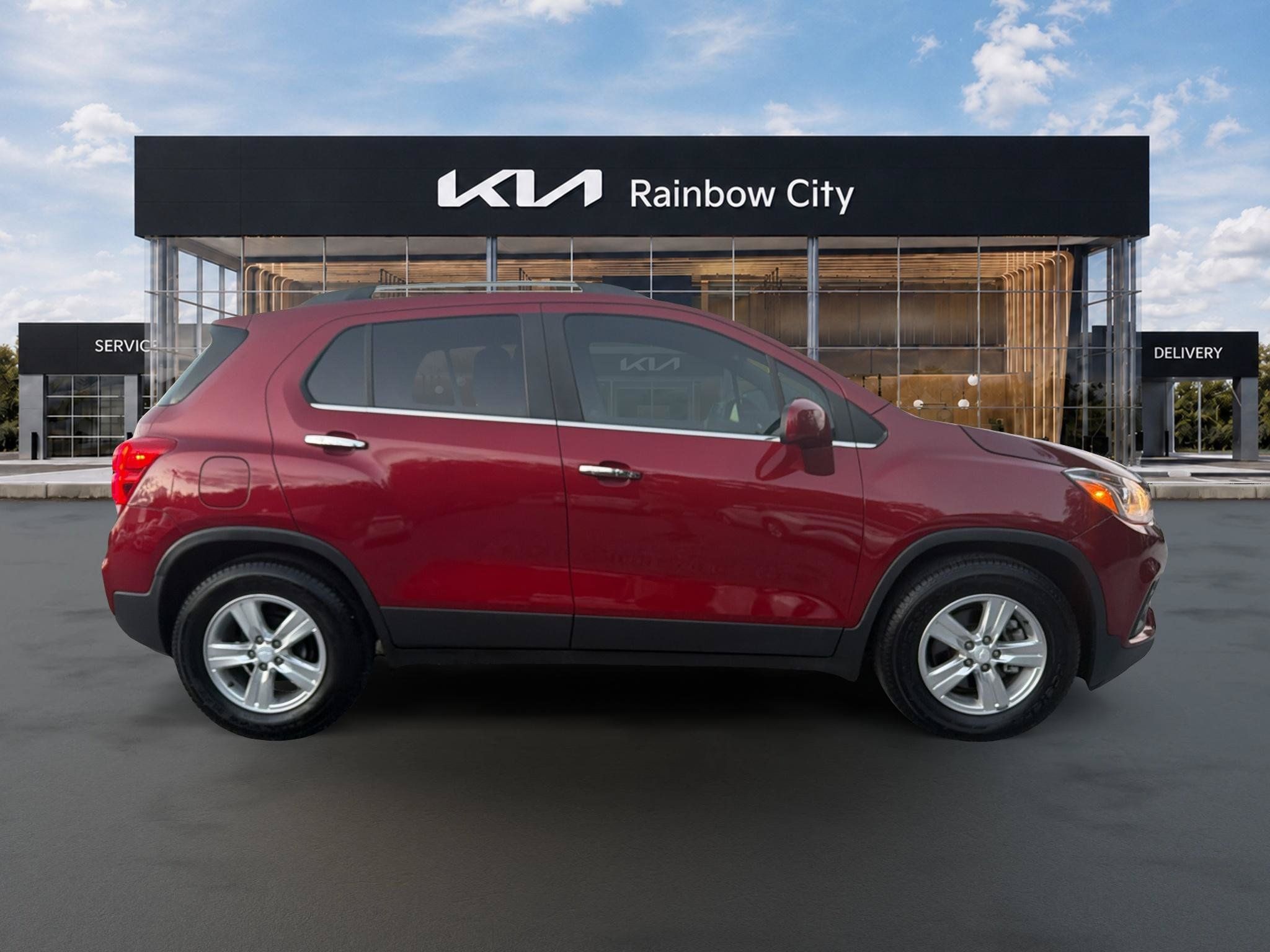 Used 2018 Chevrolet Trax LT w/ LT Convenience Package FWD image 4