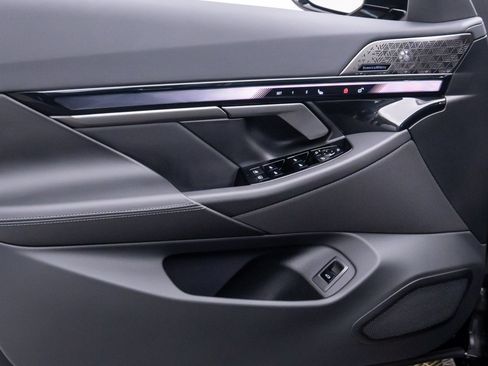 New 2026 BMW 530i xDrive 530i xDrive image 12