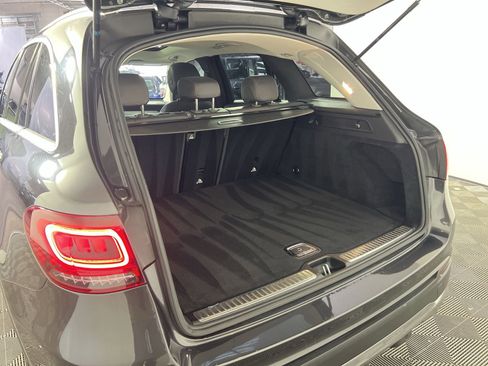 Used 2020 Mercedes-Benz GLC 300 4MATIC image 26