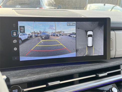 Used 2025 Hyundai Santa Fe Limited image 31