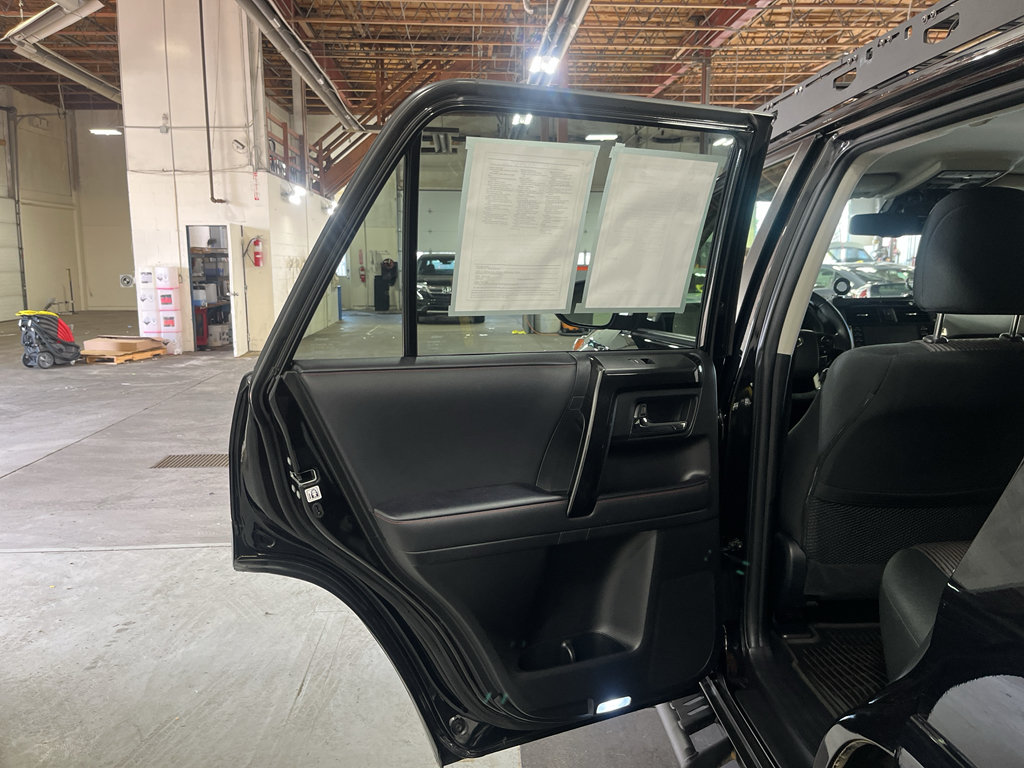 Used 2022 Toyota 4Runner TRD Off-Road AWD/4WD image 24