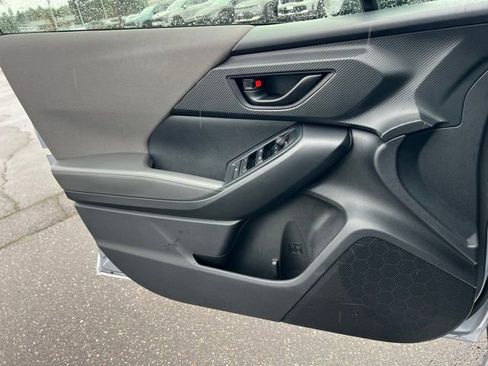 Used 2024 Subaru Crosstrek 2.0i Premium image 19