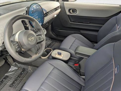 Certified 2025 MINI Cooper S image 10