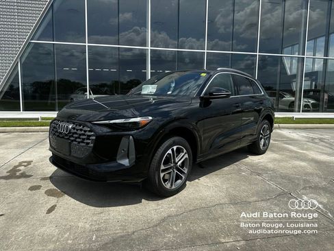 New 2026 Audi Q5 Premium image 1