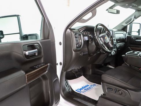 Used 2023 Chevrolet Silverado 3500 LT w/ Convenience Package AWD/4WD image 3