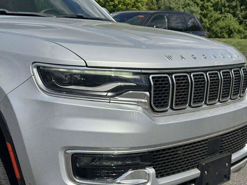 Used 2022 Jeep Wagoneer Series II AWD/4WD image 7