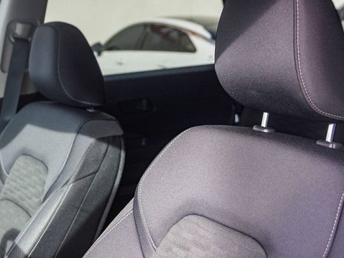 New 2025 Nissan Pathfinder SV w/ Black Appearance Package image 27