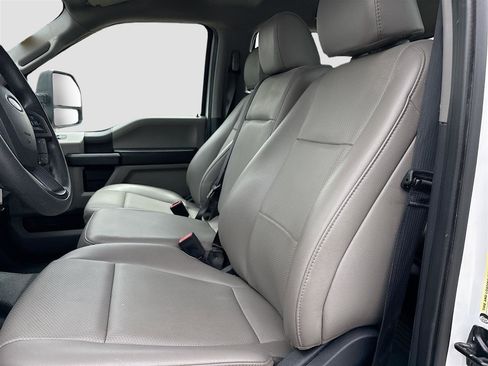 Used 2022 Ford F350 XL w/ Power Equipment Group image 19