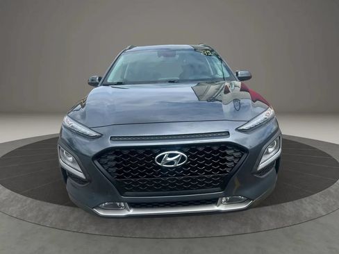 Used 2021 Hyundai Kona SEL Plus FWD image 2