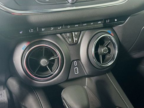 New 2025 Chevrolet Blazer LT w/ Midnight/Sport Edition image 15