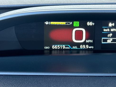 Used 2020 Toyota Prius Prime XLE FWD image 26