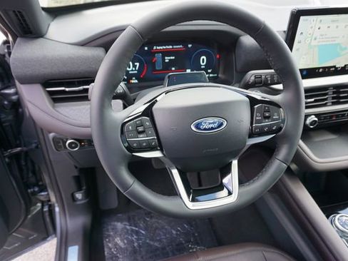 New 2026 Ford Explorer Platinum image 16