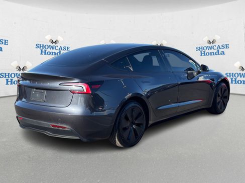 Used 2025 Tesla Model 3 image 8