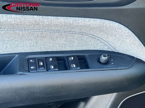 Used 2024 Jeep Compass Latitude image 22