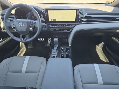 Used 2025 Toyota Camry SE w/ Multimedia Upgrade Package FWD image 9