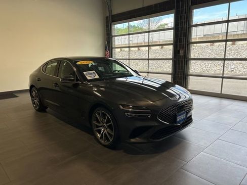 Used 2023 Genesis G70 2.0T AWD/4WD image 5