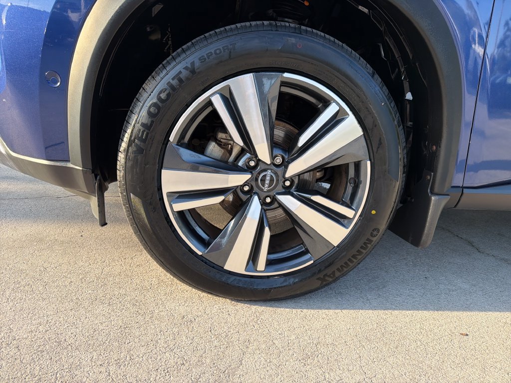 Used 2023 Nissan Rogue SL w/ SL Premium Package AWD/4WD image 12