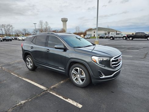 Used 2019 GMC Terrain SLT w/ Preferred Package image 9